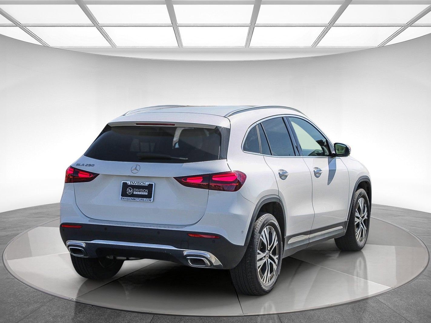Certified 2025 Mercedes-Benz GLA 250 image 4