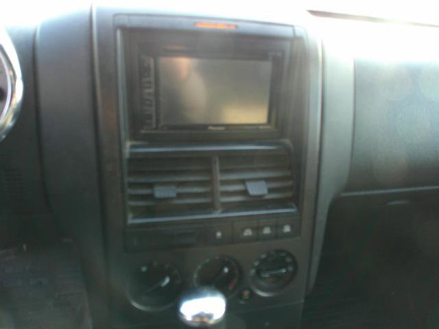 Used 2007 Ford Explorer Sport Trac Limited image 10