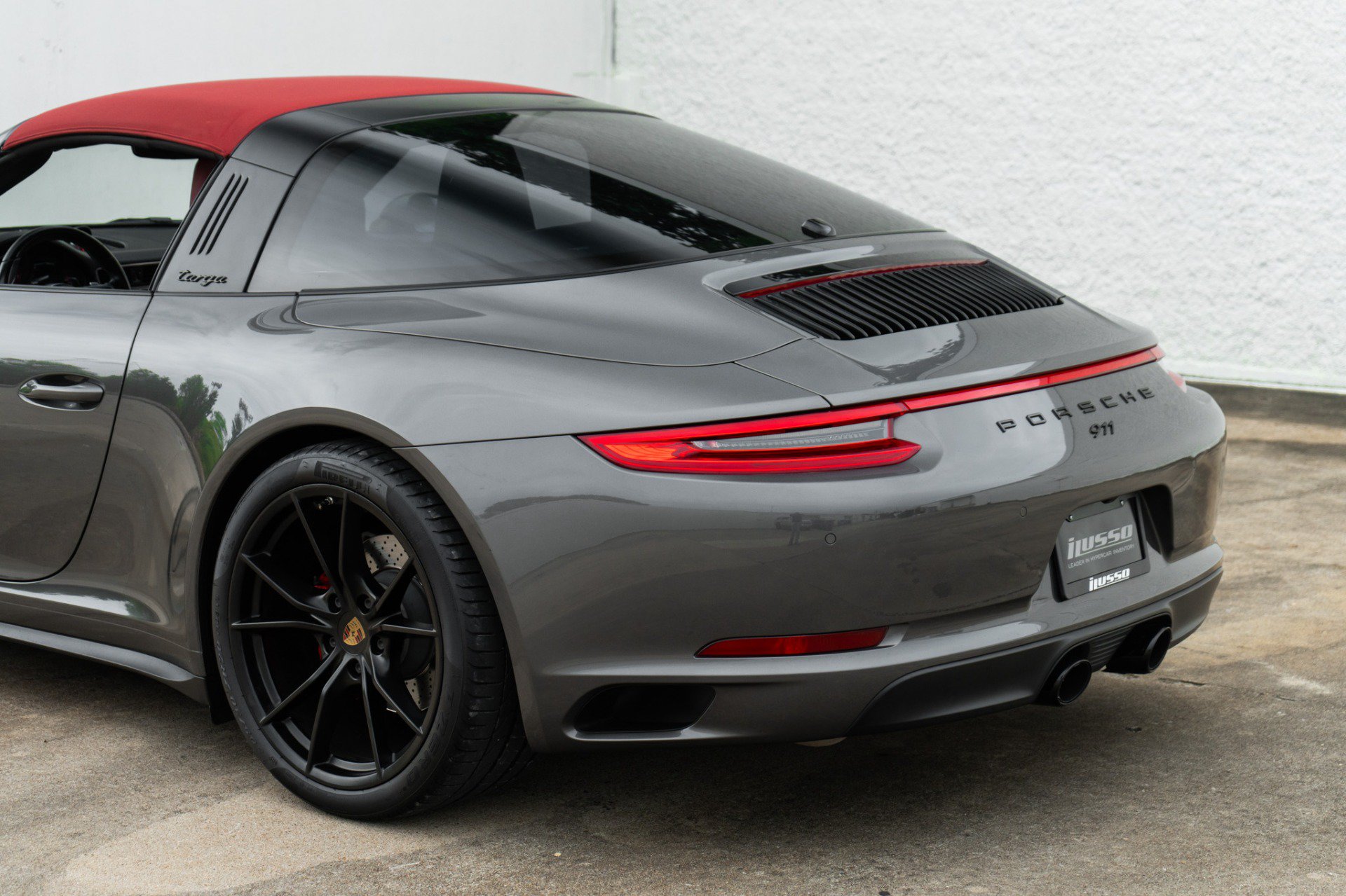 Used 2017 Porsche 911 Targa 4S AWD/4WD image 16