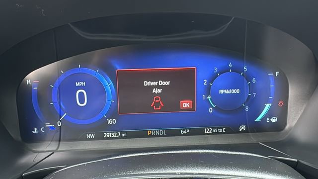 Certified 2022 Ford Escape Titanium w/ Class II Trailer Tow Package image 19