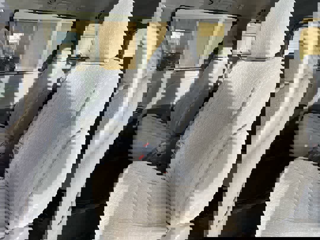 Used 2020 Toyota Sienna LE w/ LE Preferred Package image 21