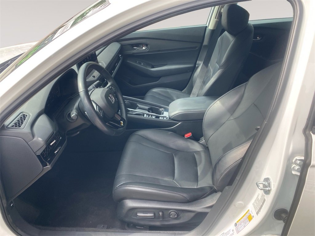 Used 2023 Honda Accord EX-L image 9
