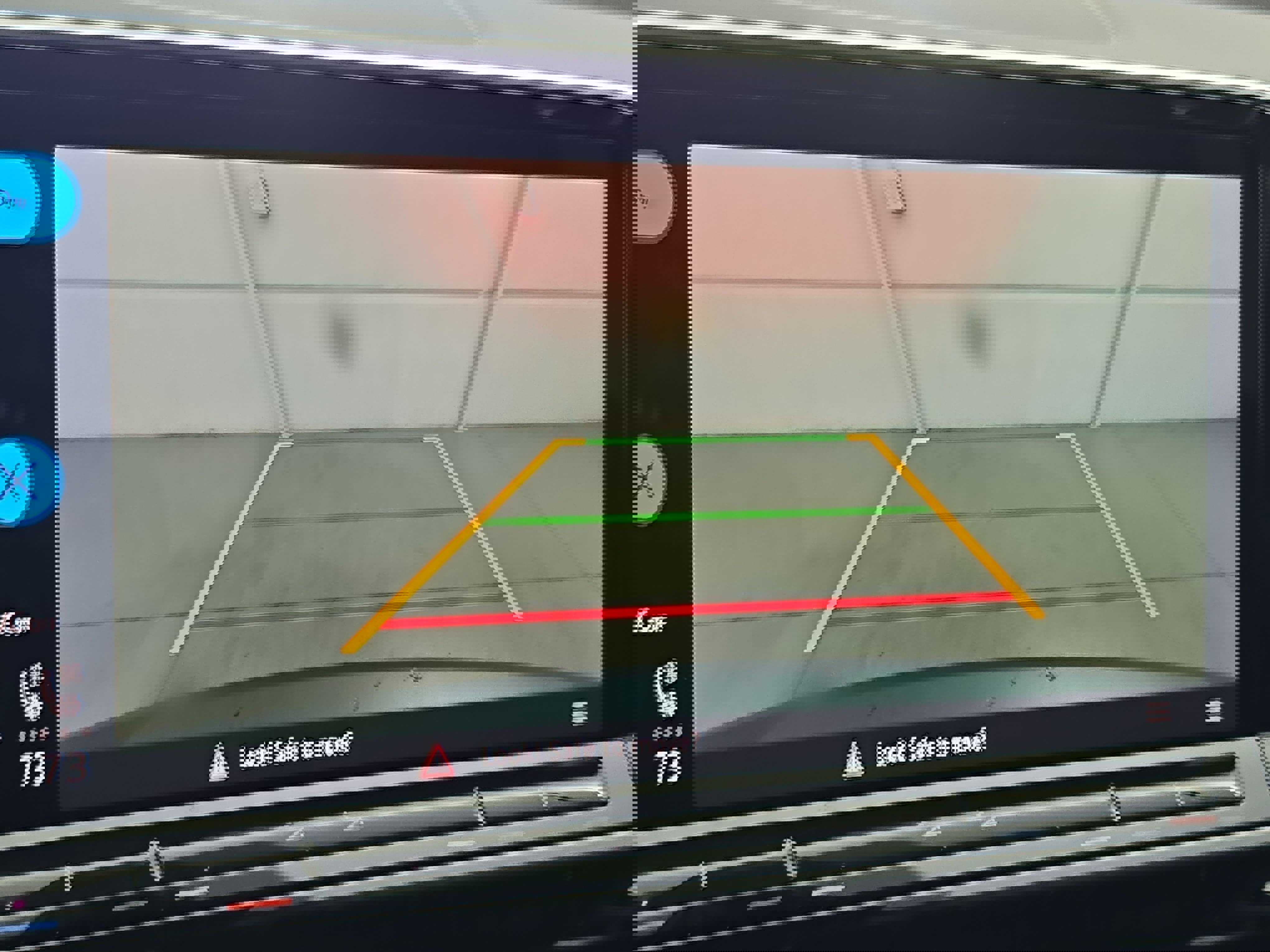 Used 2024 Volkswagen Atlas SE image 23