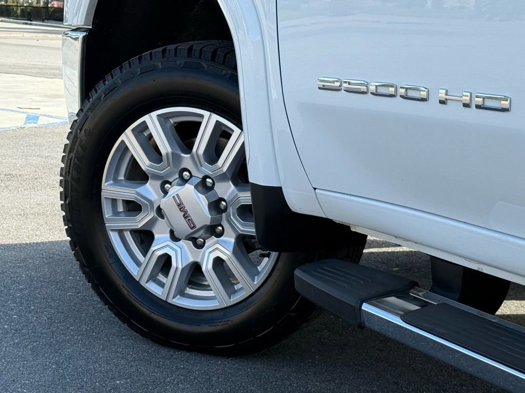 Used 2022 GMC Sierra 2500 SLE w/ SLE Value Package; image 16