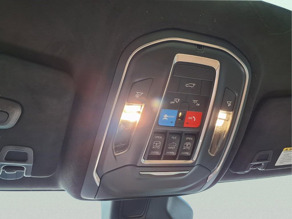 New 2026 Jeep Grand Cherokee Summit image 20