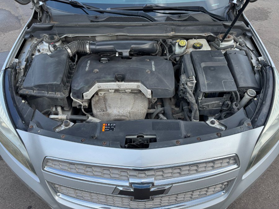 Used 2013 Chevrolet Malibu LTZ FWD image 23