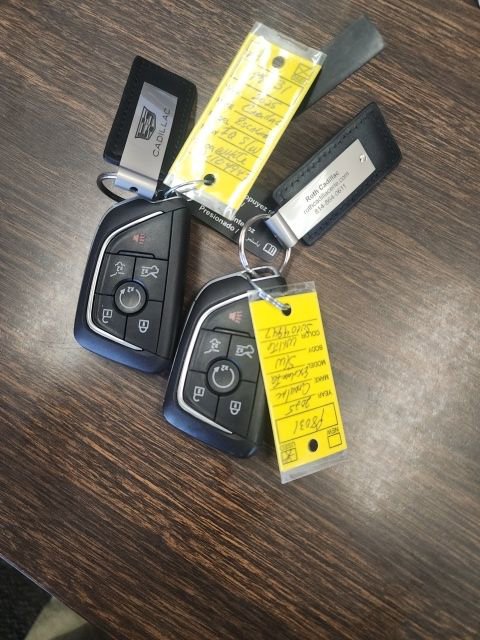 Used 2025 Cadillac Escalade IQ Sport 2 w/ LPO, ONYX Package image 26