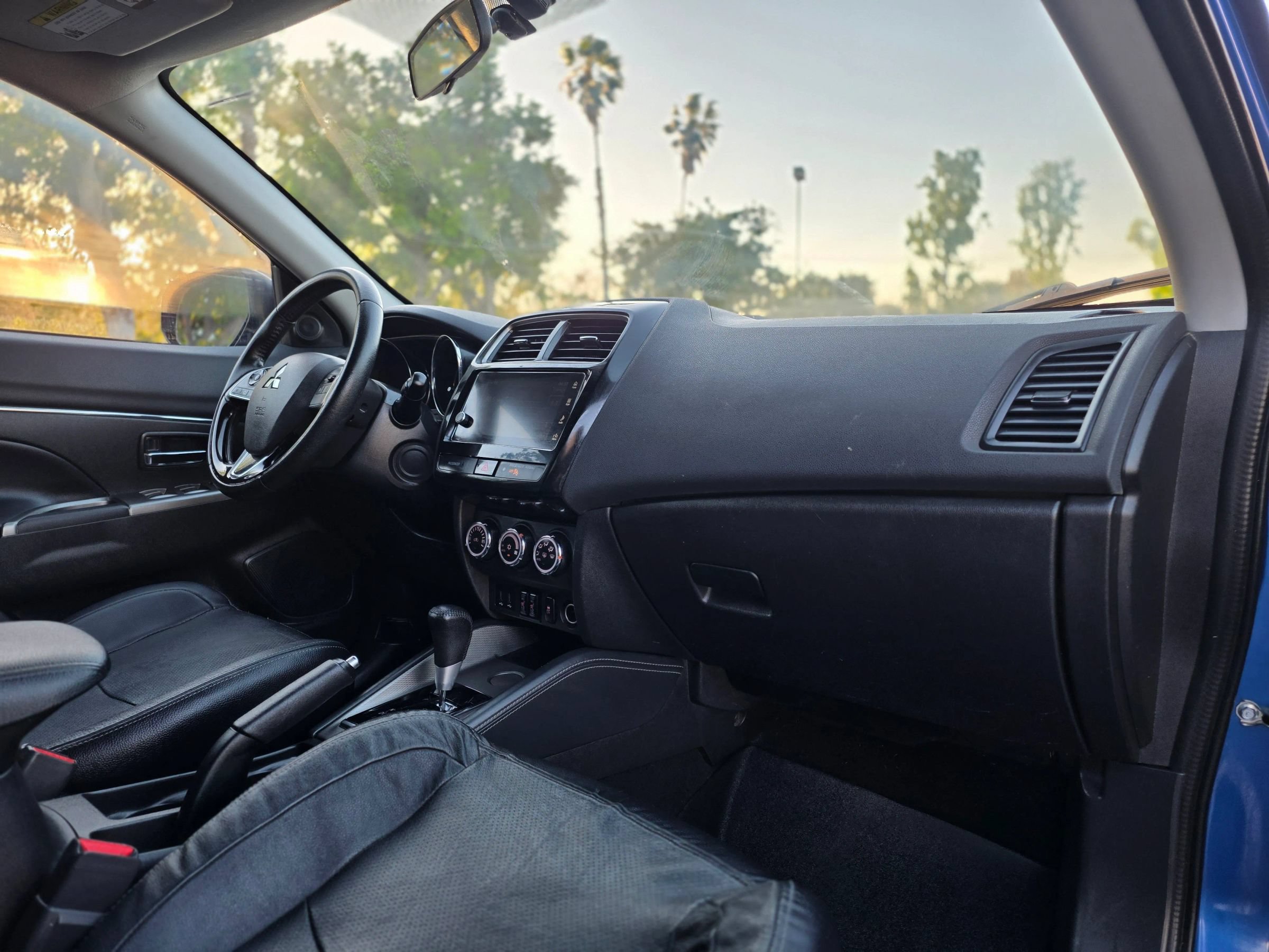 Used 2018 Mitsubishi Outlander Sport SEL FWD image 30