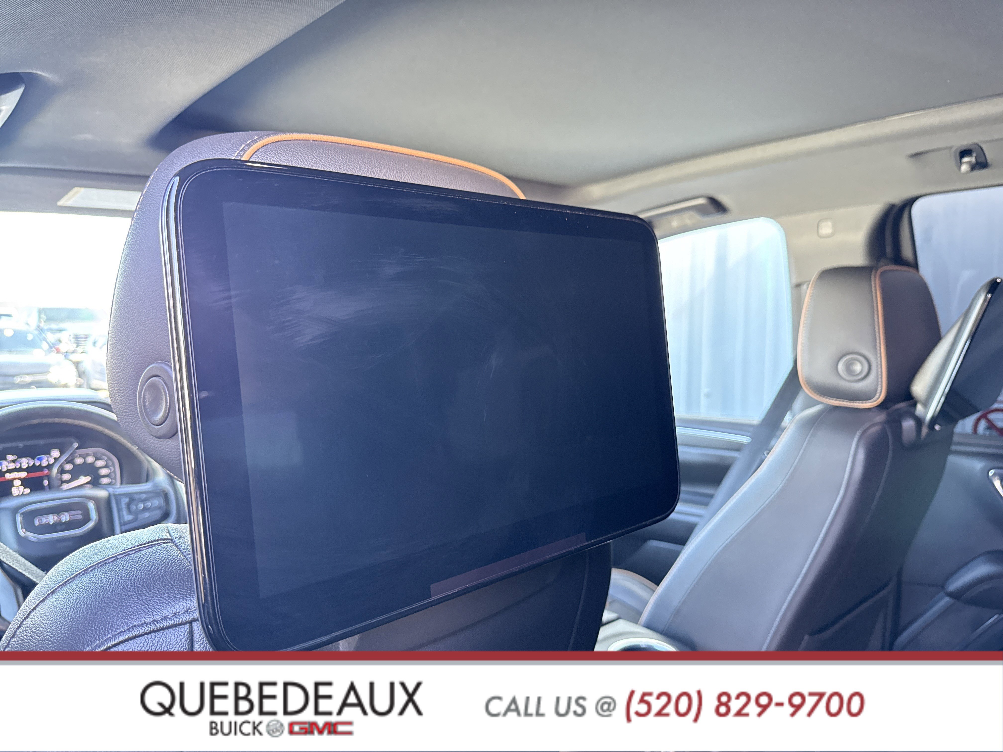 Used 2021 GMC Yukon AT4 w/ AT4 Premium Plus Package image 32