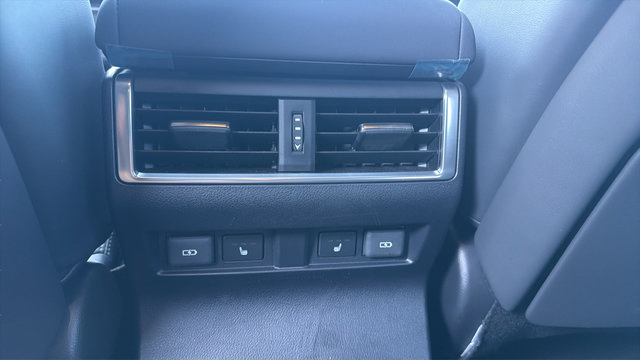 Used 2024 Lexus GX 550 AWD/4WD image 14