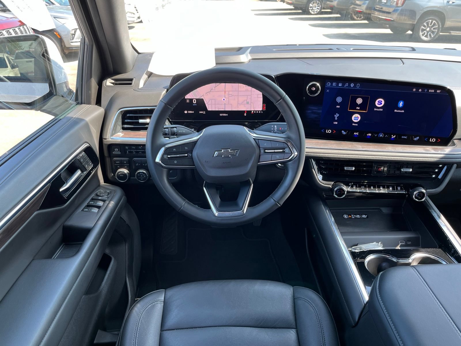 Certified 2025 Chevrolet Suburban Z71 AWD/4WD image 11