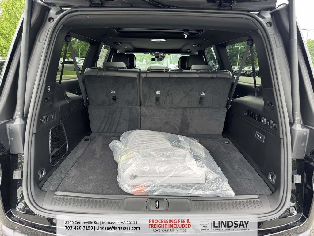 New 2026 Jeep Grand Wagoneer L 4WD w/ Premium Group I image 15