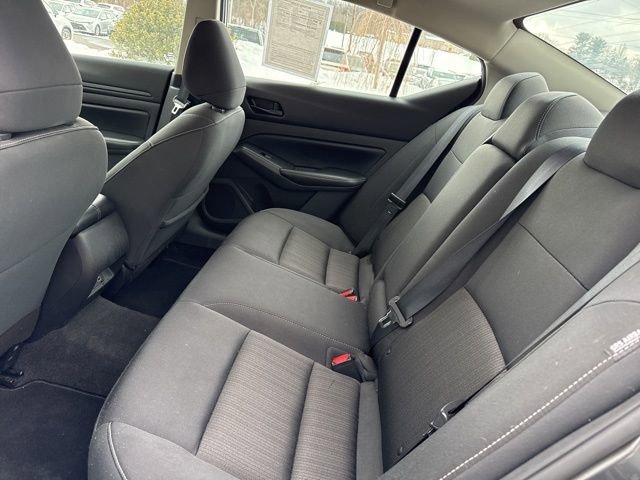 Used 2024 Nissan Altima 2.5 SV image 26