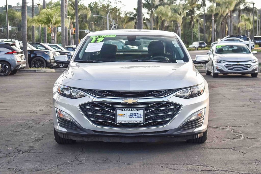 Used 2019 Chevrolet Malibu LT image 2