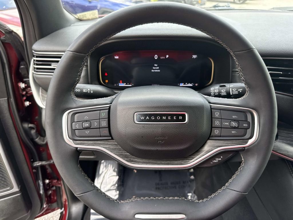 Used 2024 Jeep Wagoneer L Series II image 47