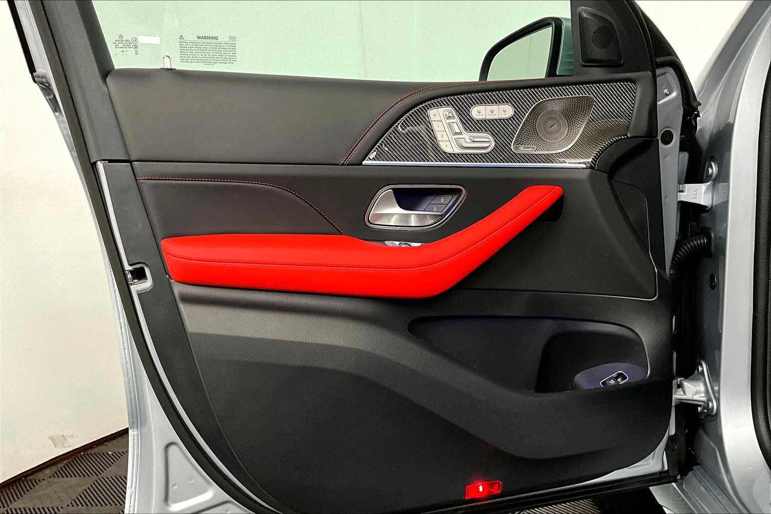 New 2025 Mercedes-Benz GLE 53 AMG AMG GLE 53 image 12