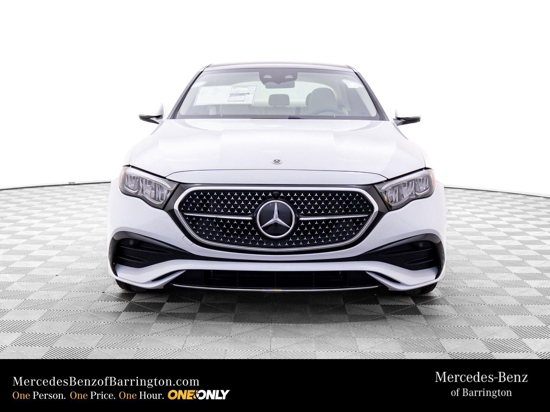 New 2026 Mercedes-Benz E 450 4MATIC Sedan image 10