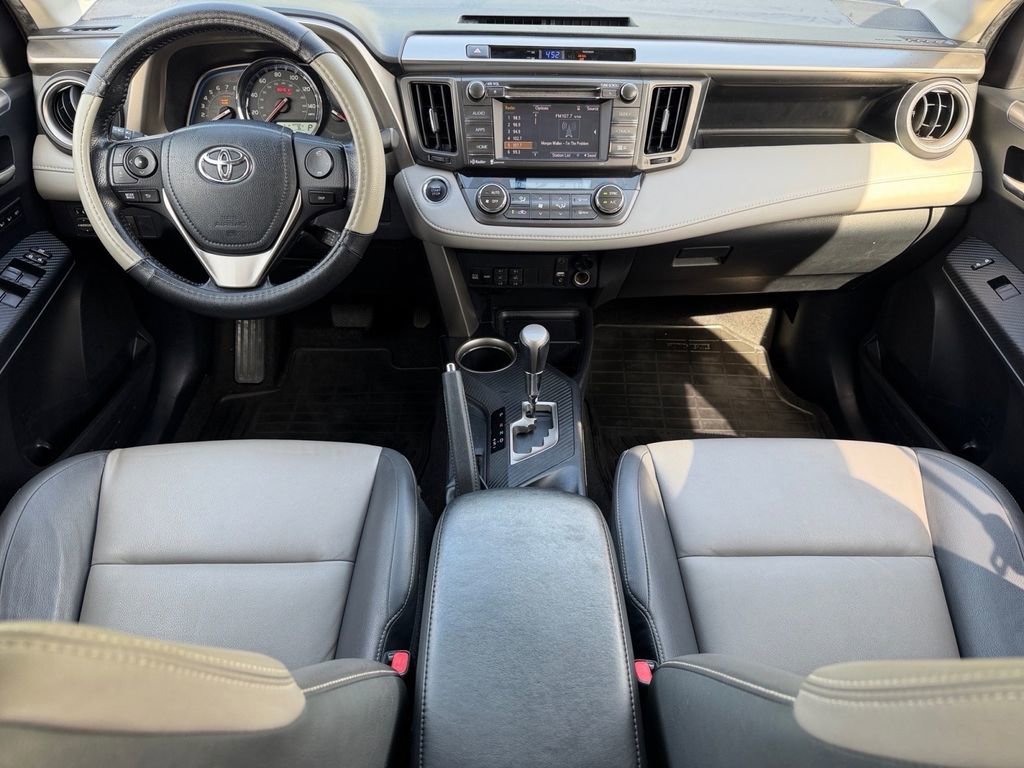 Used 2015 Toyota RAV4 Limited w/ Outdoor Package AWD/4WD image 17