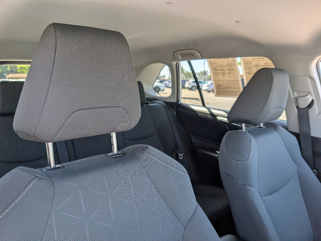 Used 2025 Toyota RAV4 XLE AWD/4WD image 3