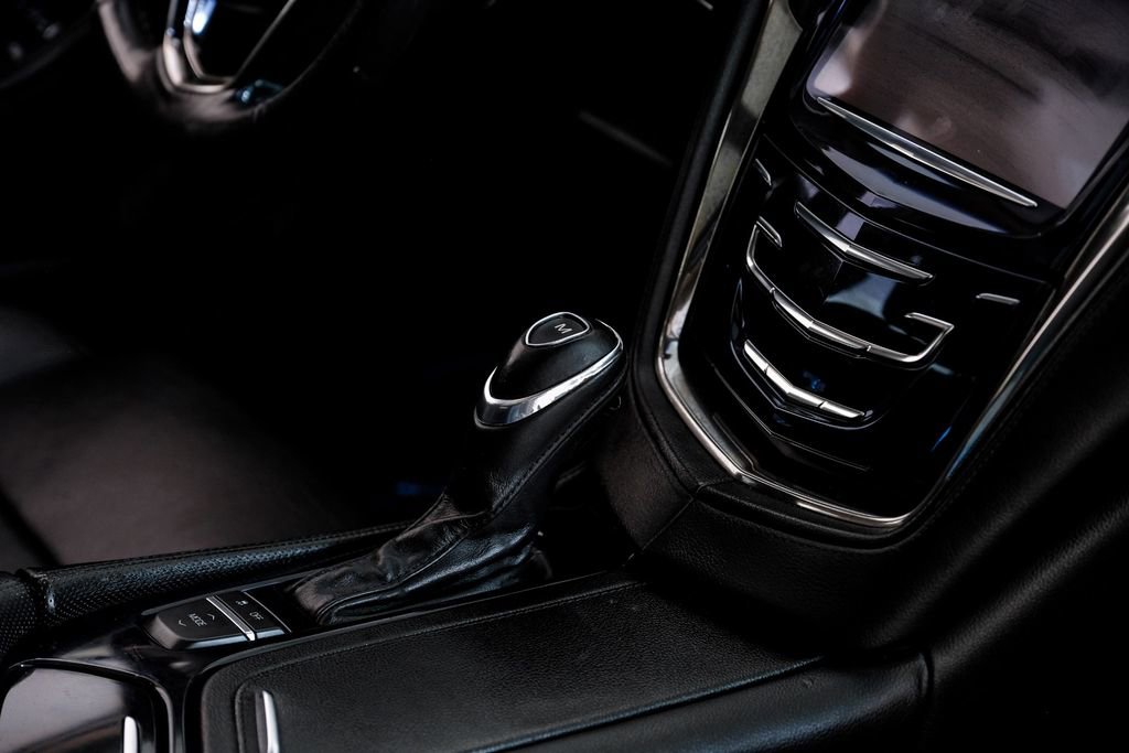 Used 2018 Cadillac CTS Luxury image 22