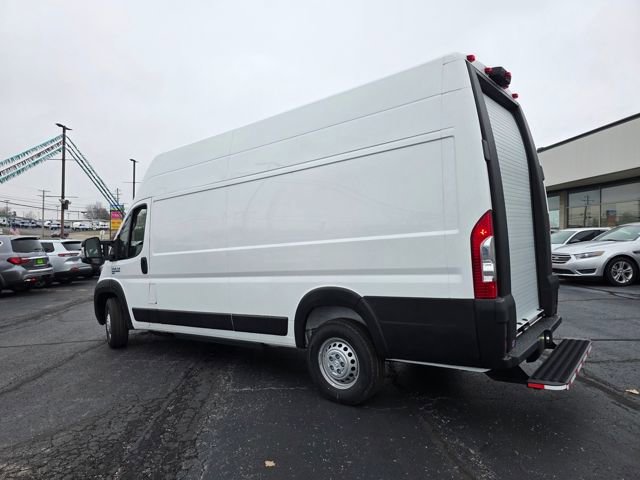 Used 2024 RAM ProMaster 3500 w/ Delivery Van Package FWD image 2
