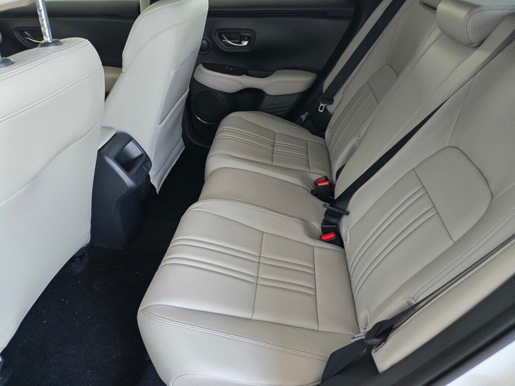 New 2027 Honda HR-V EX-L image 9