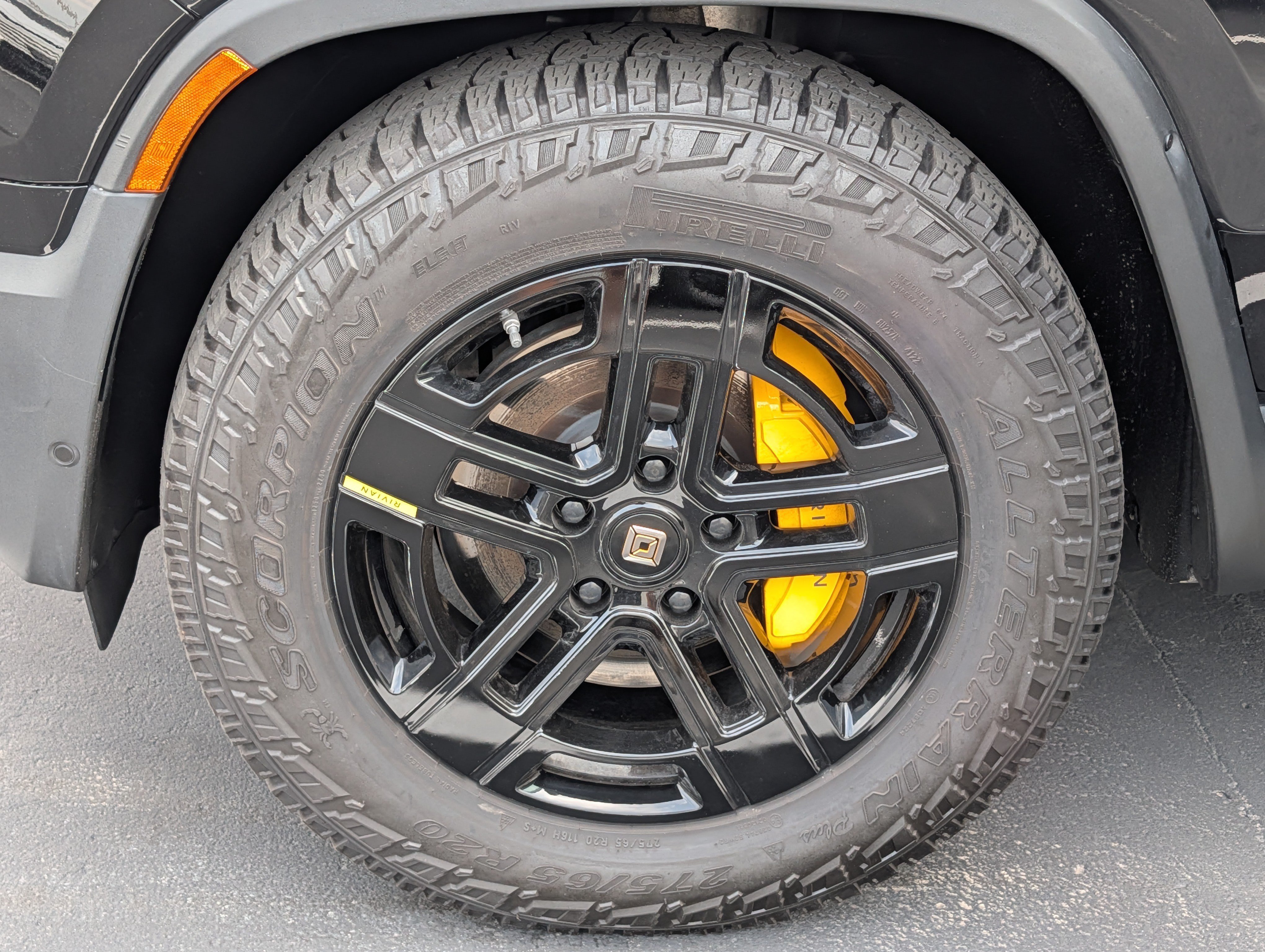 Used 2023 Rivian R1S Adventure Quad AWD/4WD image 15