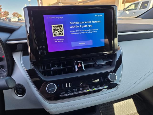 Certified 2025 Toyota Corolla SE w/ Convenience Package FWD image 28