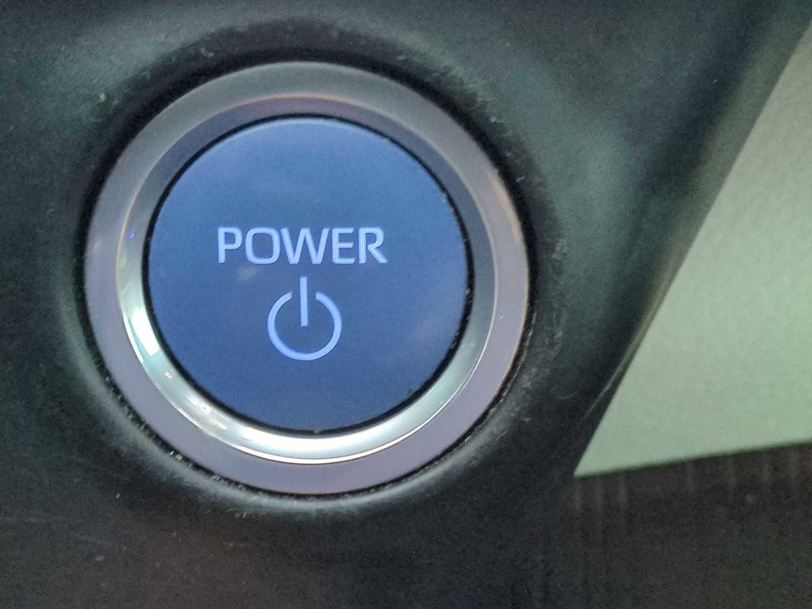 Used 2021 Toyota Sienna XLE FWD image 16