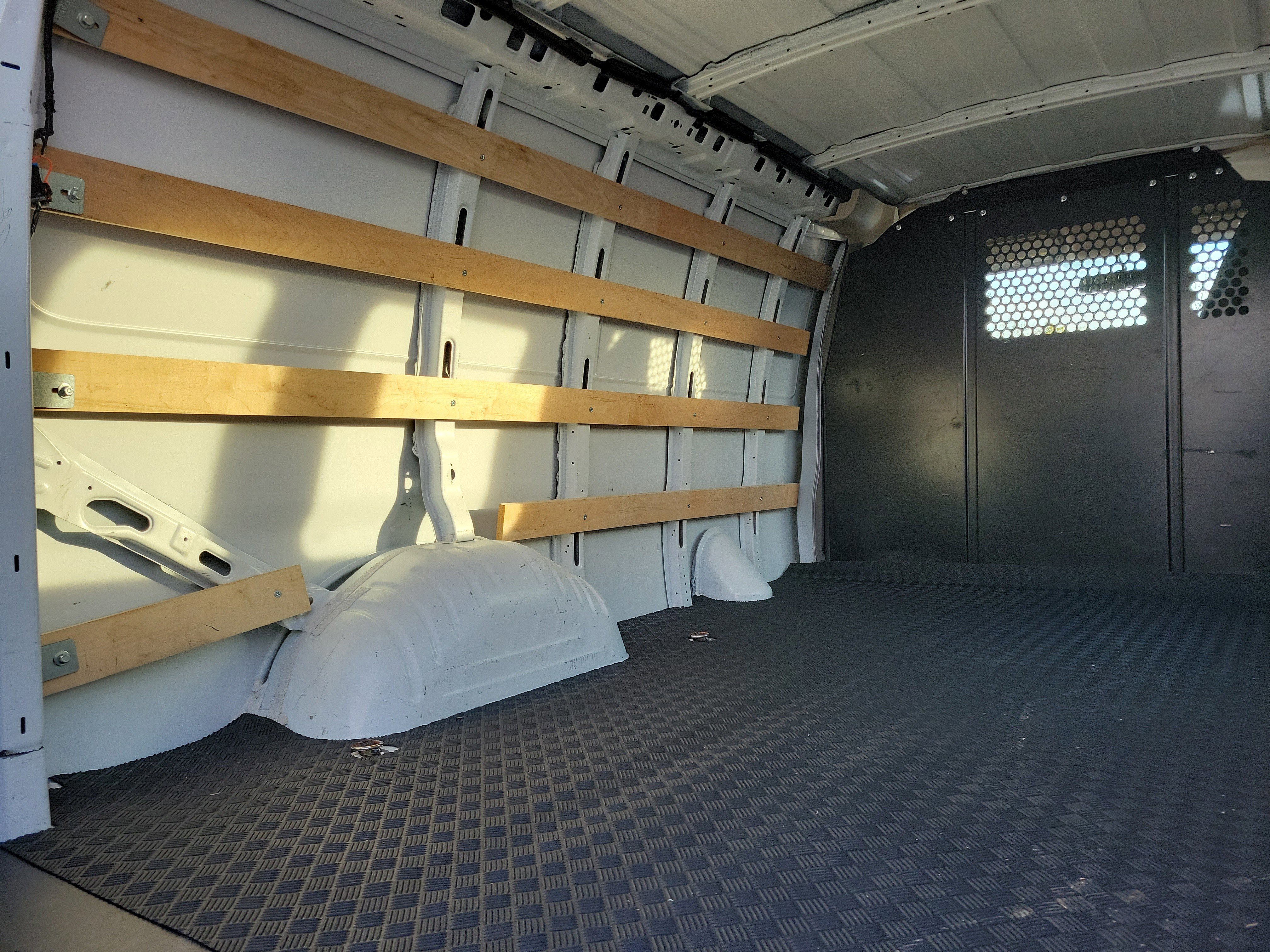 Used 2023 Chevrolet Express 2500 w/ Driver Convenience Package image 9