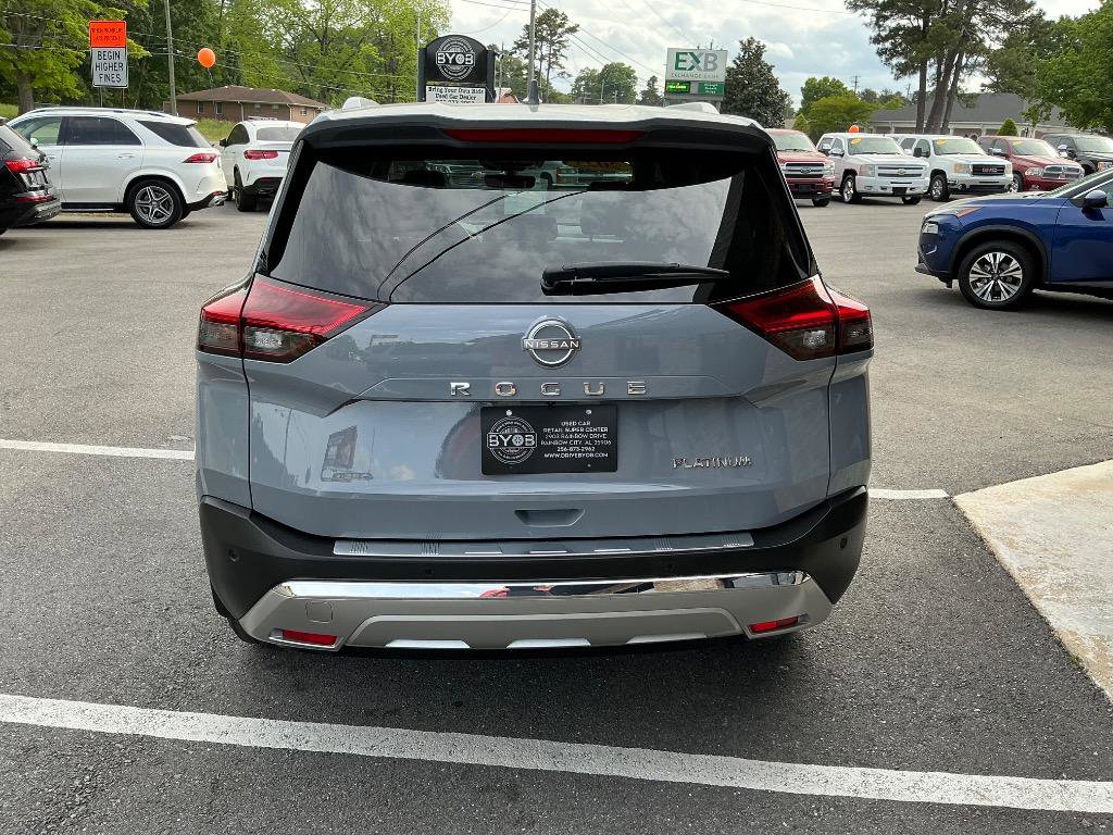 Used 2023 Nissan Rogue Platinum w/ Platinum Premium Package image 4