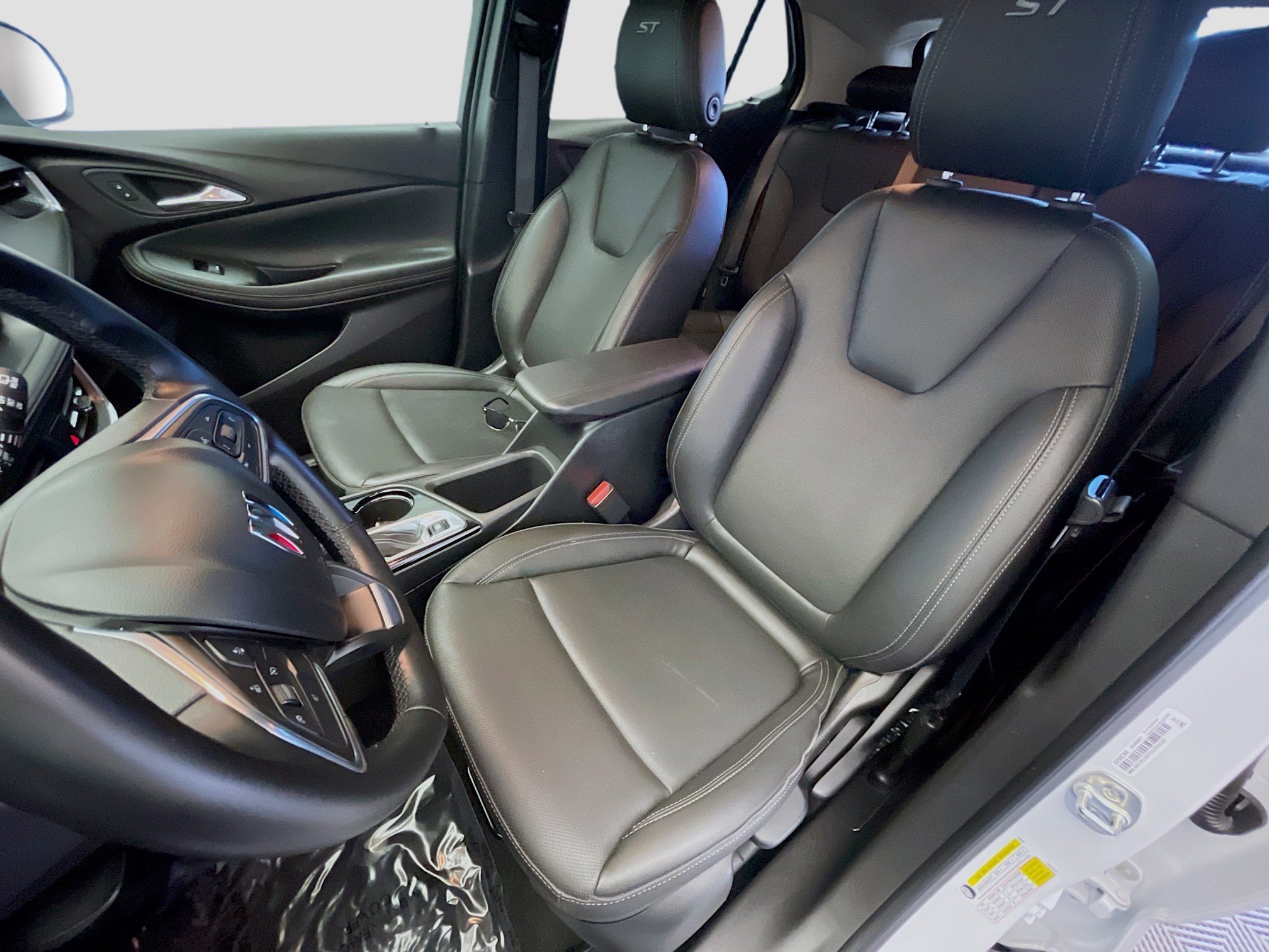 Used 2024 Buick Encore GX Sport Touring image 12