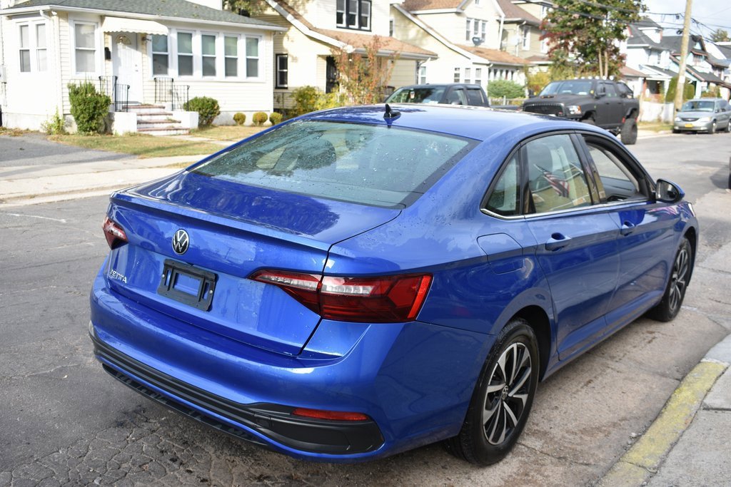 Used 2024 Volkswagen Jetta S image 6