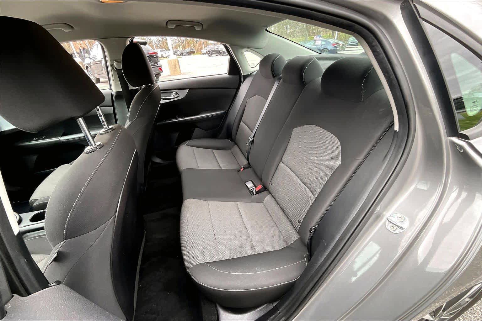Used 2022 Kia Forte LXS image 18