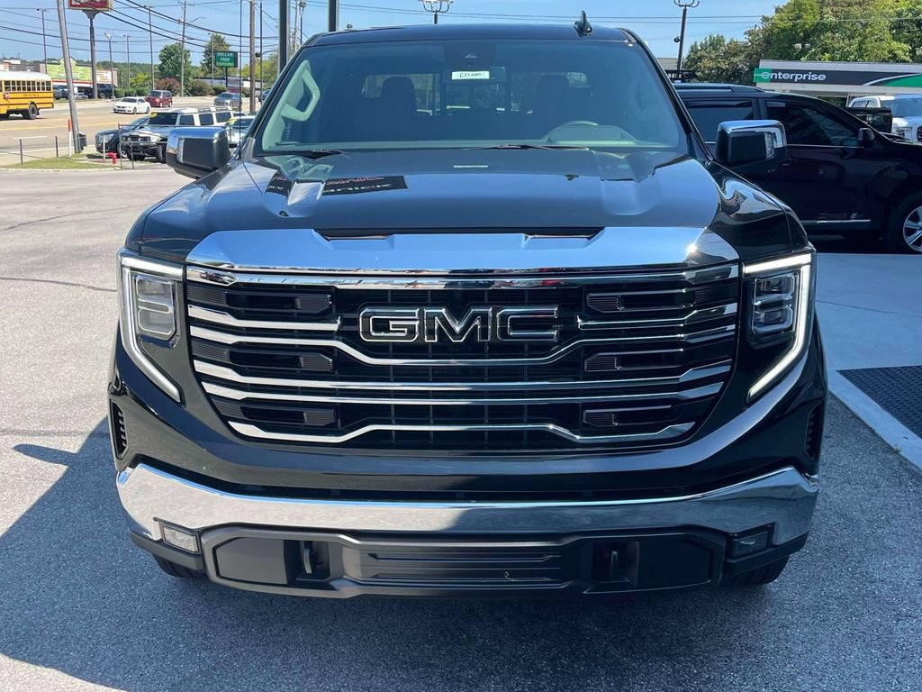 New 2026 GMC Sierra 1500 SLT w/ SLT Premium Package AWD/4WD image 8