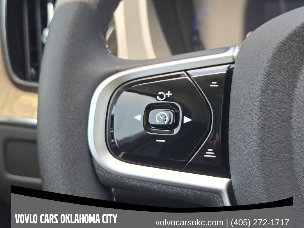 New 2026 Volvo XC60 B5 Core AWD/4WD image 23