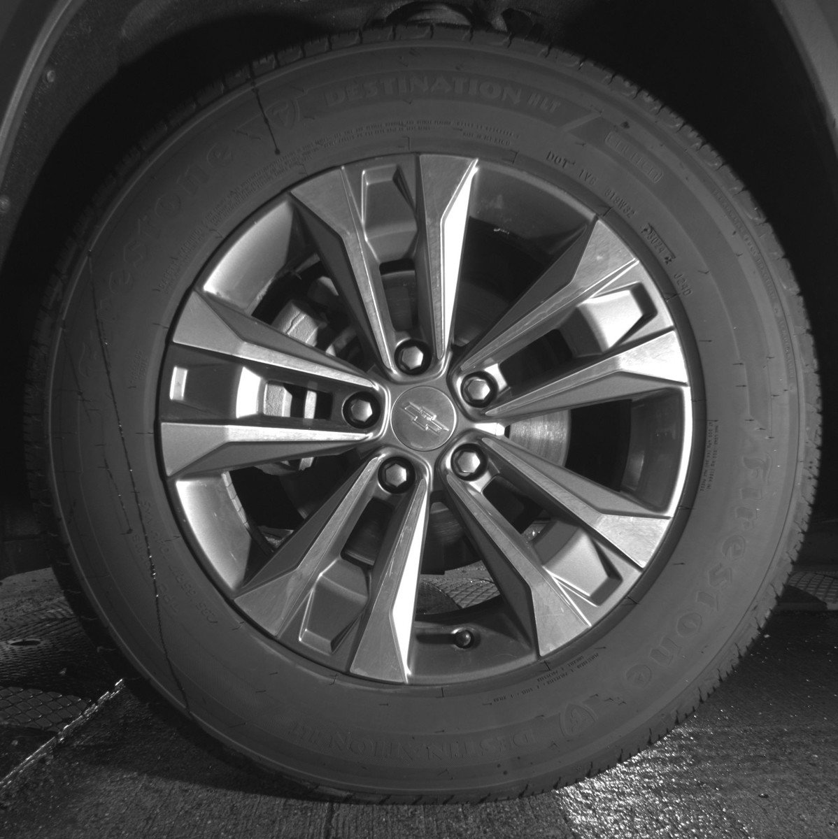 Used 2025 Chevrolet Equinox LT FWD image 12
