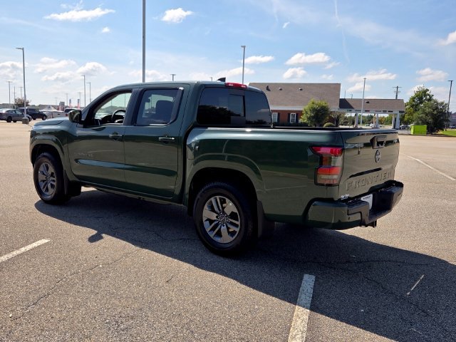 New 2027 Nissan Frontier SV w/ SV Convenience Package RWD image 9