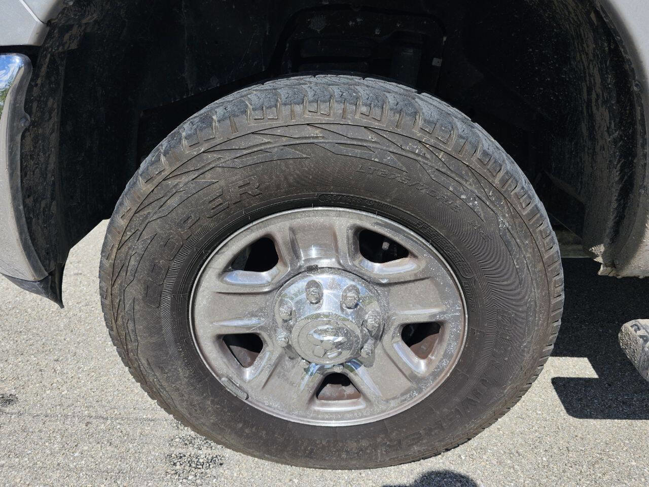 Used 2018 RAM 2500 SLT image 33