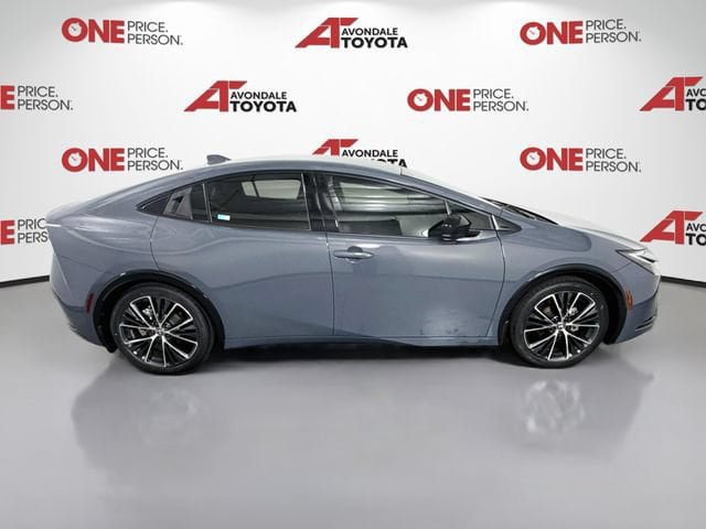 Certified 2024 Toyota Prius XLE FWD image 9