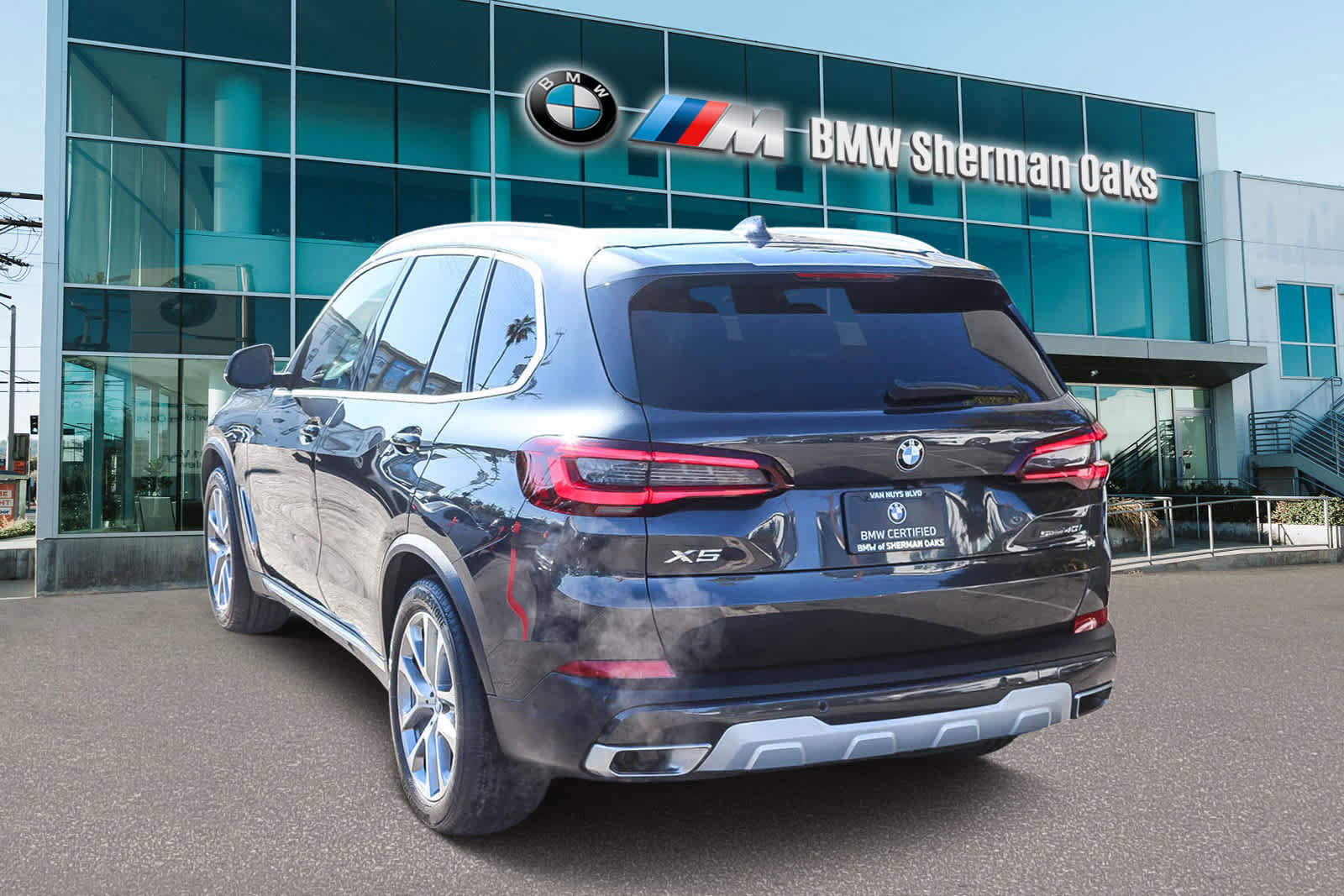 Certified 2023 BMW X5 sDrive40i w/ Premium Package image 6
