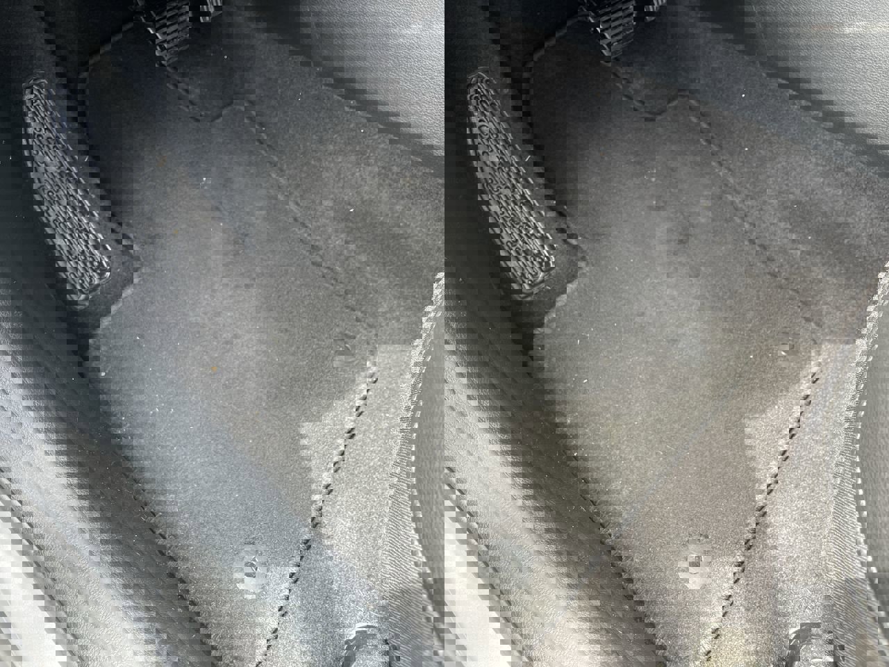 Used 2024 Jeep Compass Limited image 34