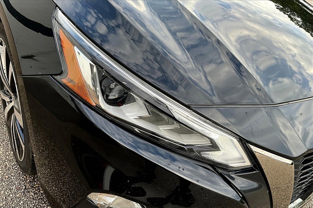 Used 2022 Nissan Altima 2.5 SR image 29