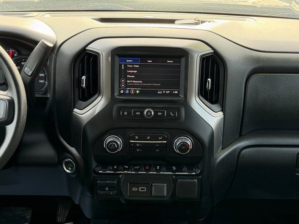 Used 2025 Chevrolet Silverado 2500 Custom w/ Custom Value Package image 14