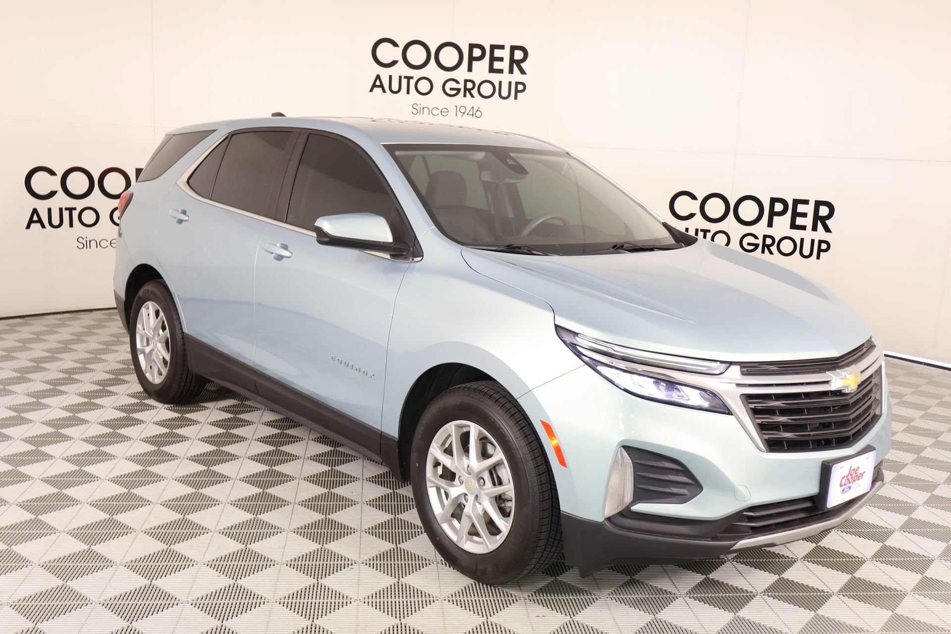 Used 2022 Chevrolet Equinox LT FWD image 1
