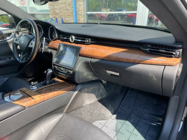 Used 2018 Maserati Quattroporte S Q4 AWD/4WD image 33
