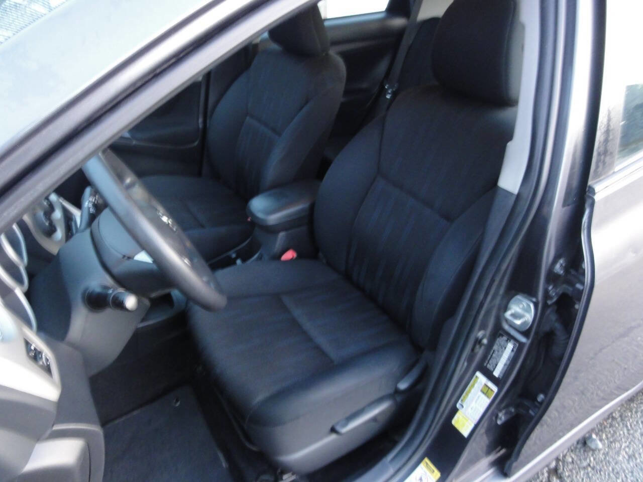 Used 2012 Toyota Matrix L image 15