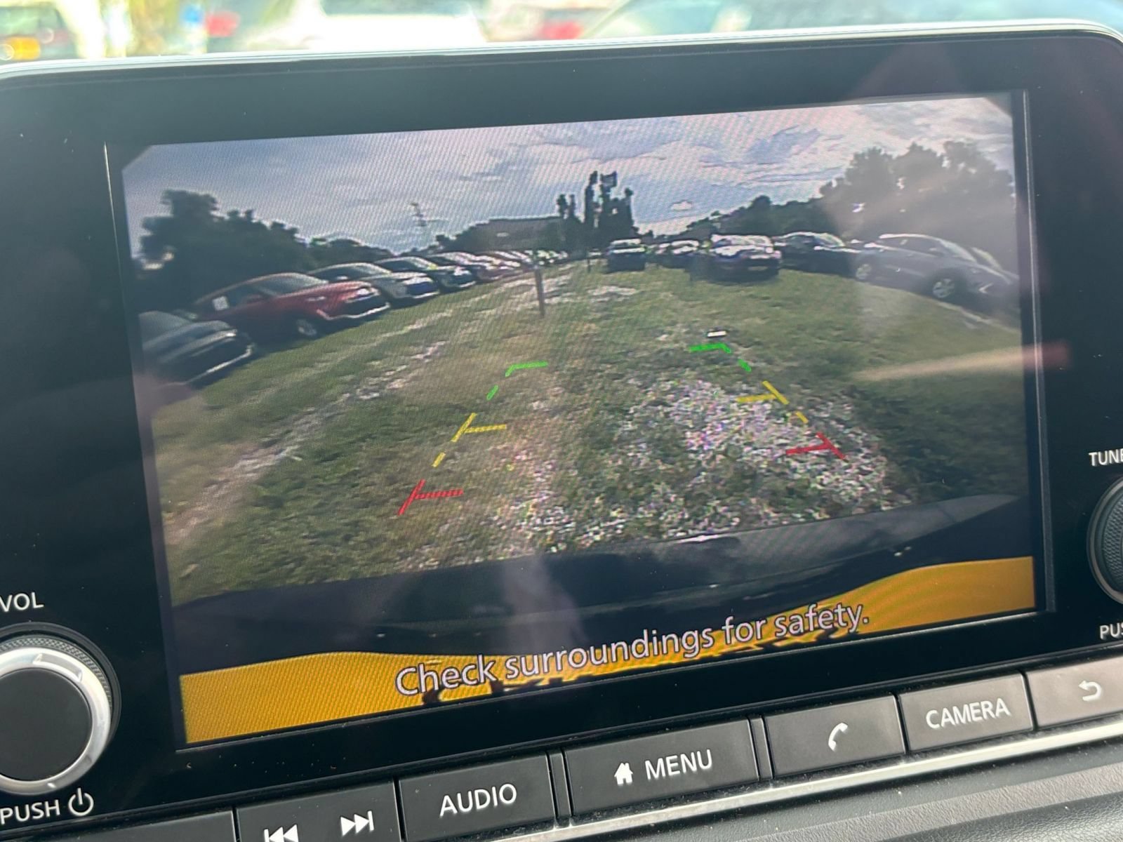 Used 2025 Nissan Rogue SV FWD image 24