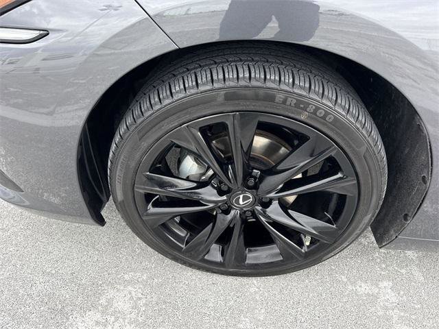 Certified 2023 Lexus ES 350 F Sport image 10