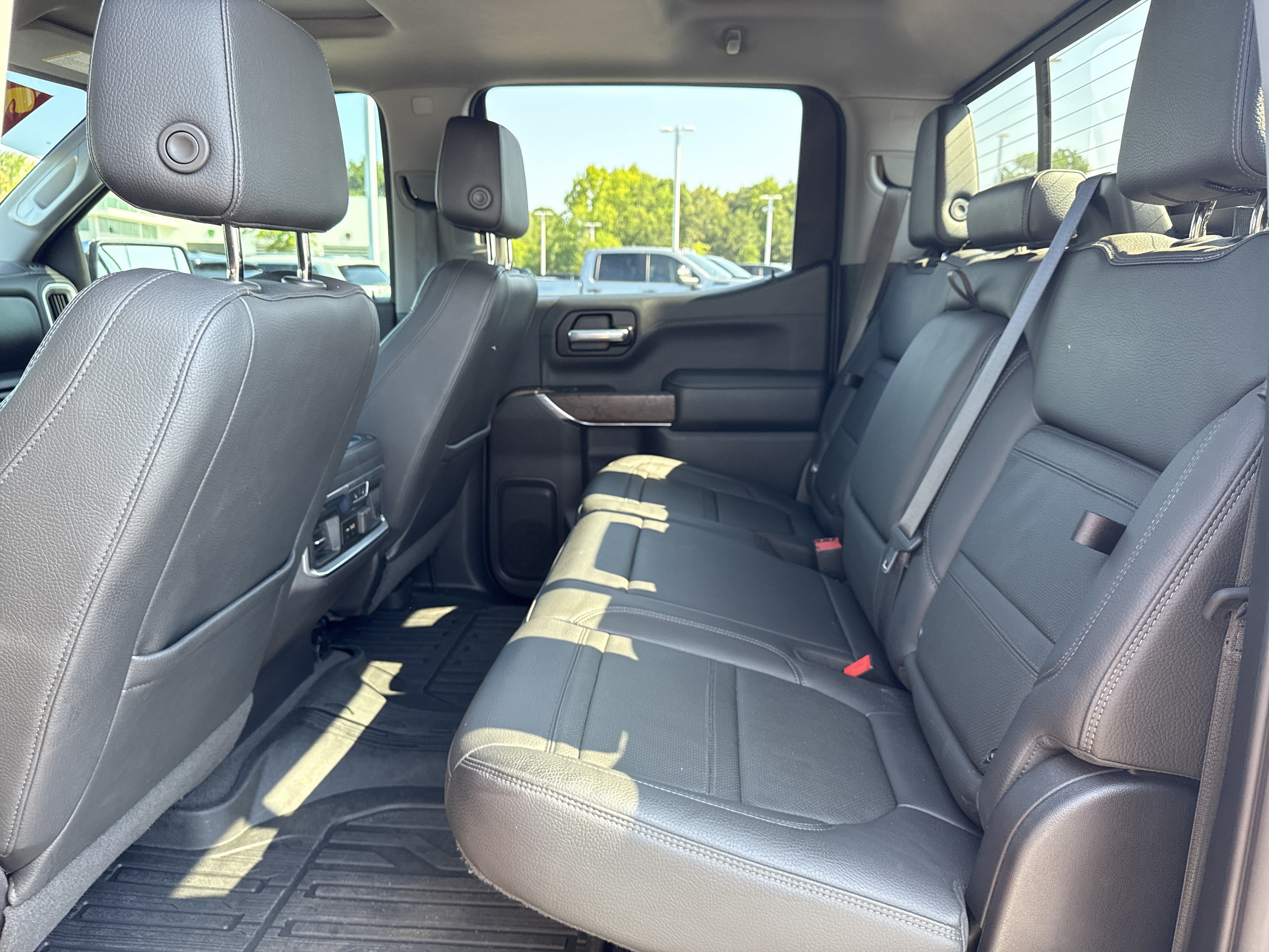 Used 2021 GMC Sierra 1500 Denali w/ Denali Ultimate Package AWD/4WD image 31